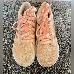 Adidas Edge Lux 4 Running Shoes Size 6.5 Woman’s Sneakers